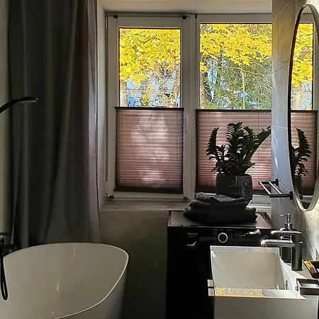 Kvartal Delux, Parking,