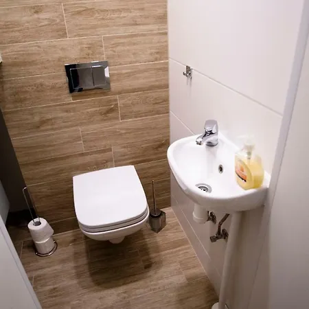 Apartment Kvartal Delux, Parking,