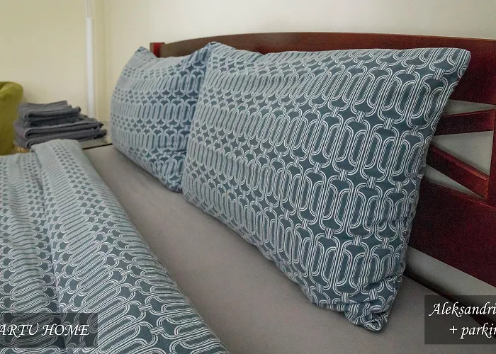 Kvartal Delux, Parking, *