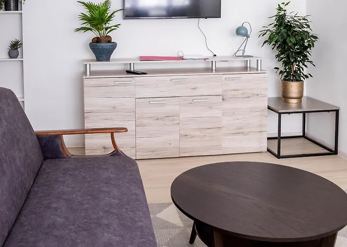 Kvartal Delux, Parking,